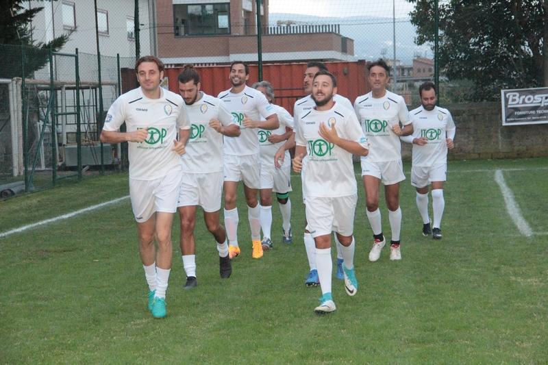 Campo sportivo Villanova - Inaugurata l'illuminazione con la Nazionale Attori