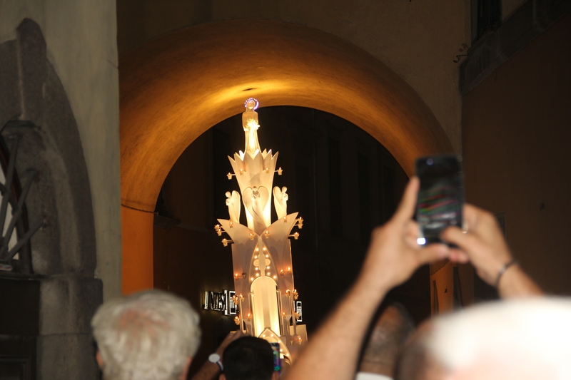 Luce di Rosa - il 51° Trasporto della MInimacchina del Centro Storico