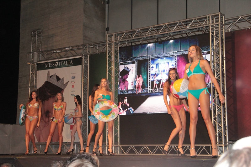 Miss Italia Lazio - Alcuni momenti della sfilata in costume da bagno