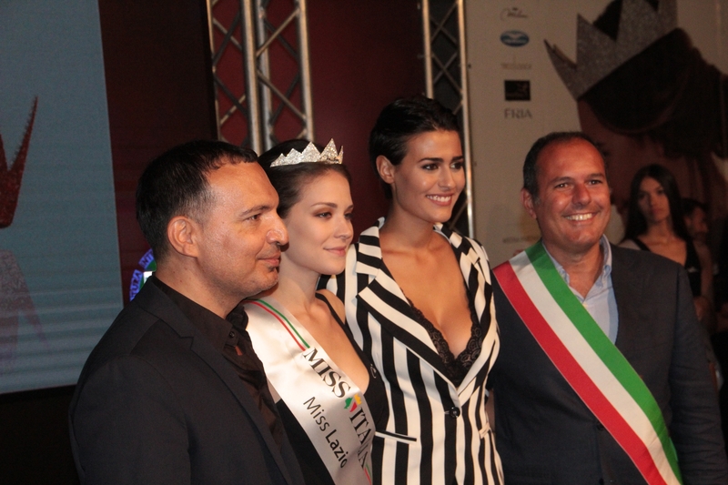 Miss Italia Lazio - Marika e Alice con Caci e Ciambella