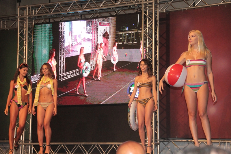 Miss Italia Lazio - Alcuni momenti della sfilata in costume da bagno