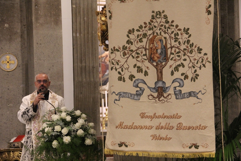 Seicento anni di devozione per la Madonna della Quercia - La processione cittadina