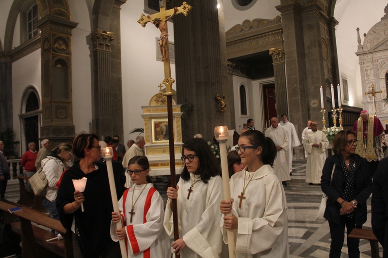 Seicento anni di devozione per la Madonna della Quercia - La processione cittadina