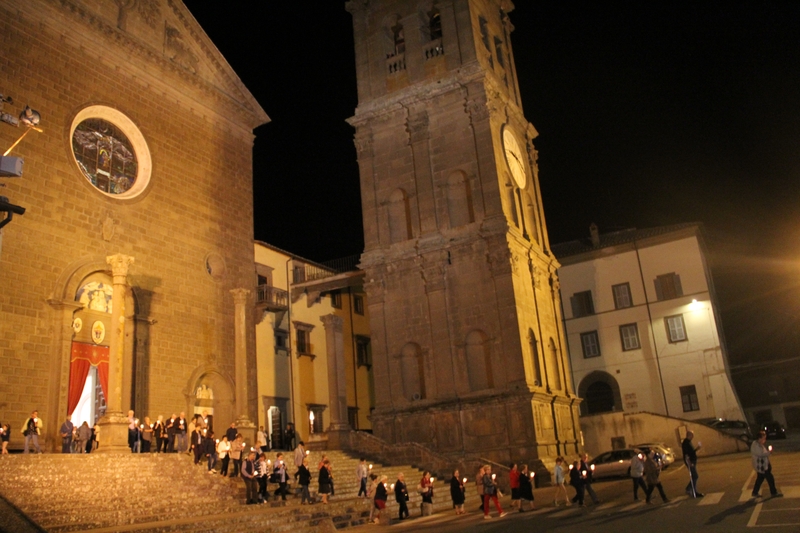 Seicento anni di devozione per la Madonna della Quercia - La processione cittadina