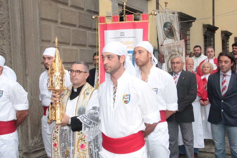 Seicento anni di devozione per la Madonna della Quercia - Il rinnovo del Patto d'amore