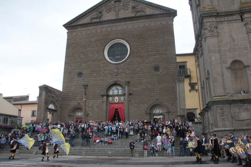 Seicento anni di devozione per la Madonna della Quercia - Il rinnovo del Patto d'amore