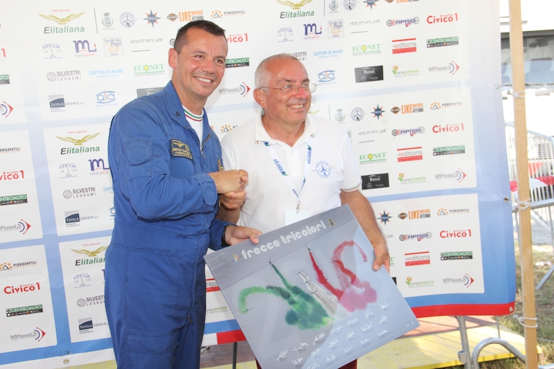 Le premiazioni dal lungolago