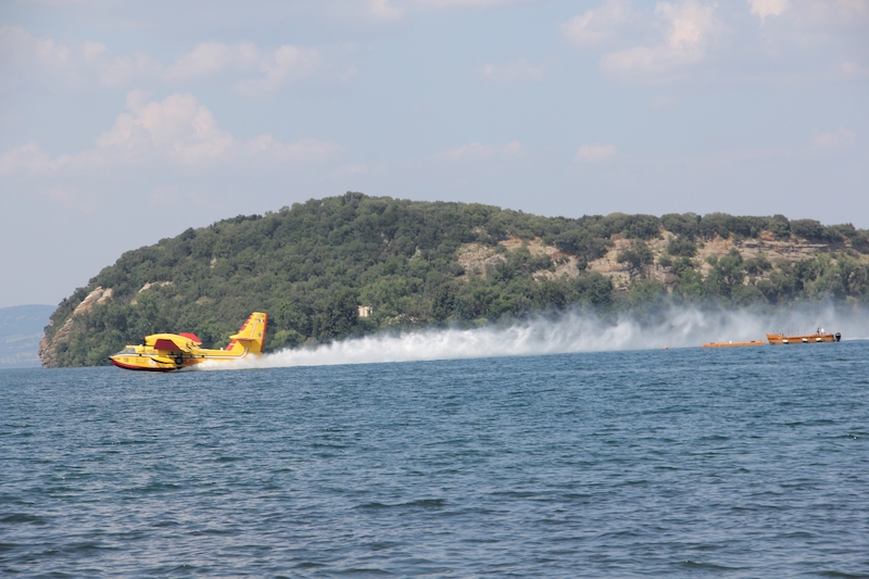 Le esibizioni dal lungolago
