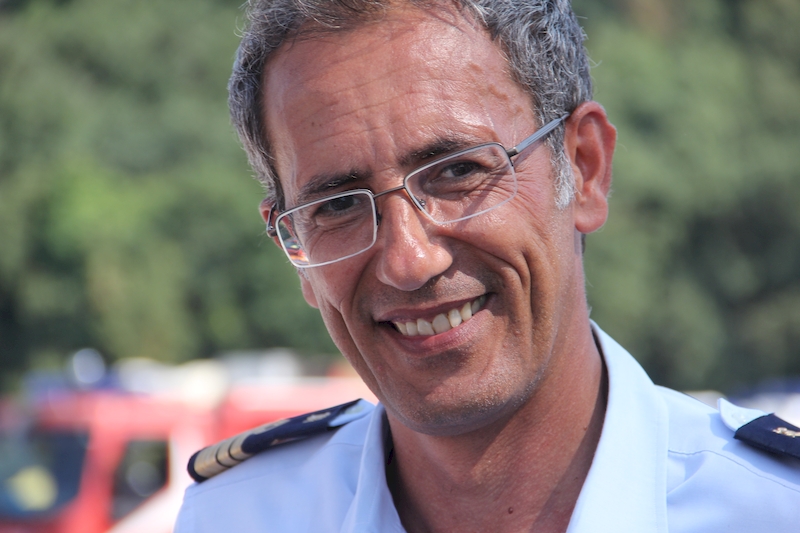 Le esibizioni dal lungolago. Il colonnello Mocio