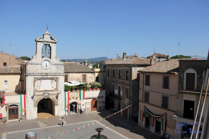 Dal set di Sutri di Catch 22 (Comma 22)