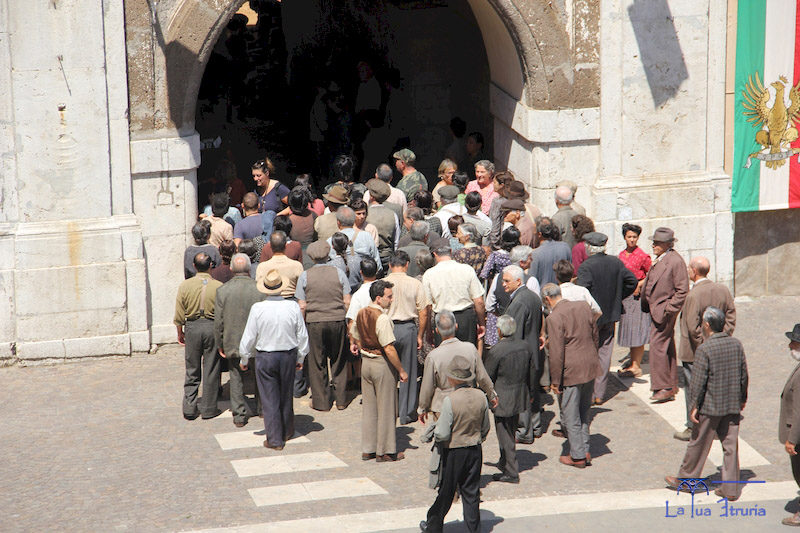 Dal set di Sutri di Catch 22 (Comma 22)