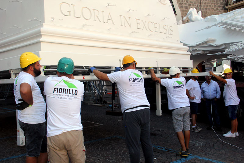 Il montaggio di Gloria a San Sisto