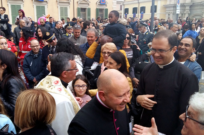 La processione del Cristo Risorto a Tarquinia