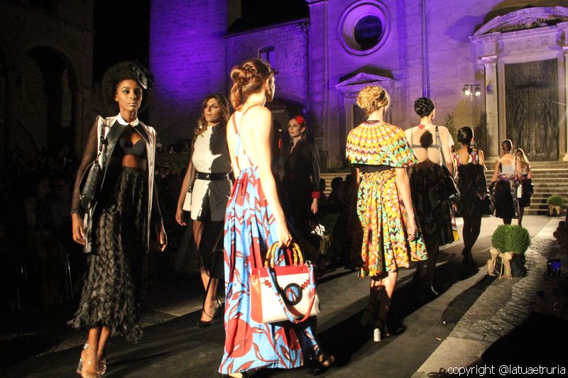 Duomo sotto le stelle - la sfilata