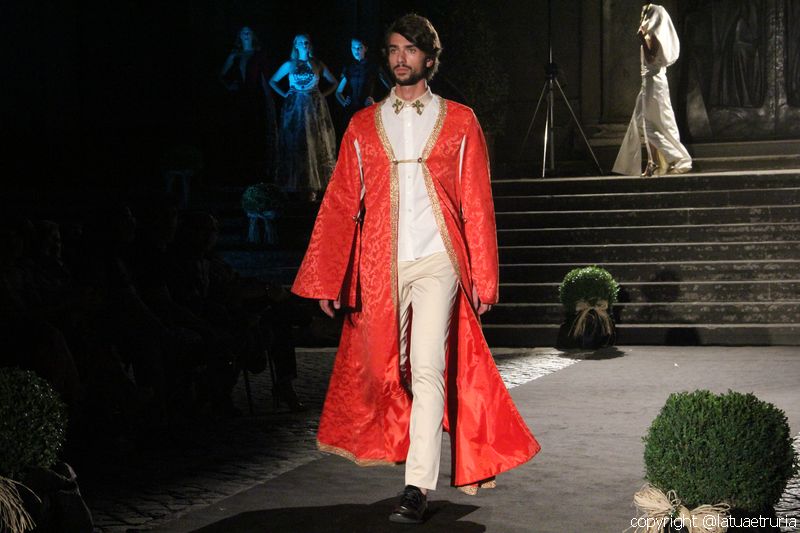 Duomo sotto le stelle - la sfilata