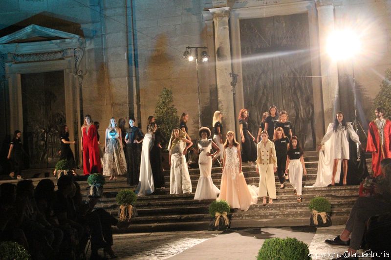 Duomo sotto le stelle - la sfilata