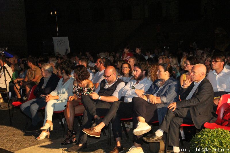 Duomo sotto le stelle - la sfilata