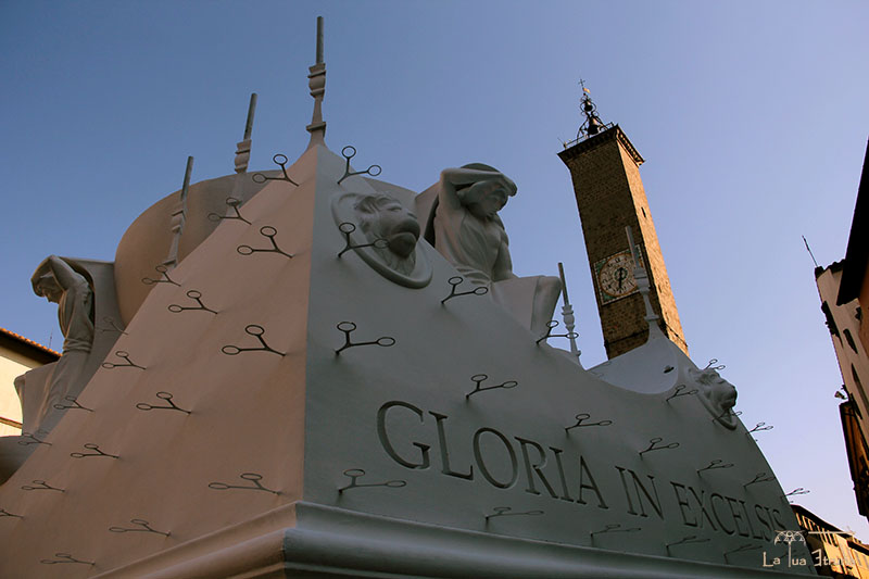 Montaggio Gloria - Macchina di Santa Rosa