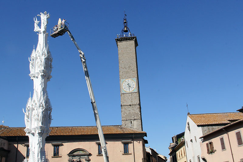 Gloria 2021 - completata la Macchina in piazza del Comune