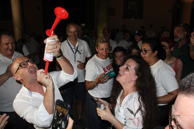 Frontini sindaco - la festa in piazza
