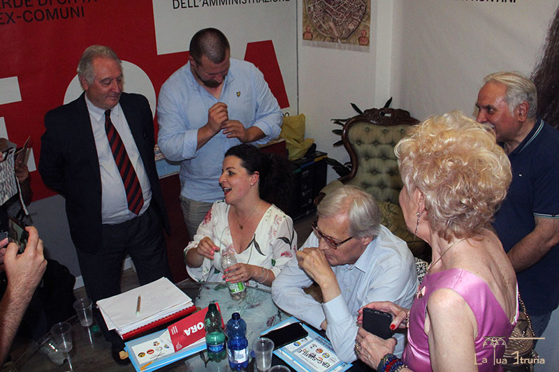 Frontini sindaco - la festa in piazza