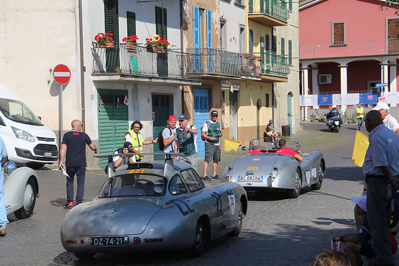 Mille Miglia 2022 - il passaggio a Marta