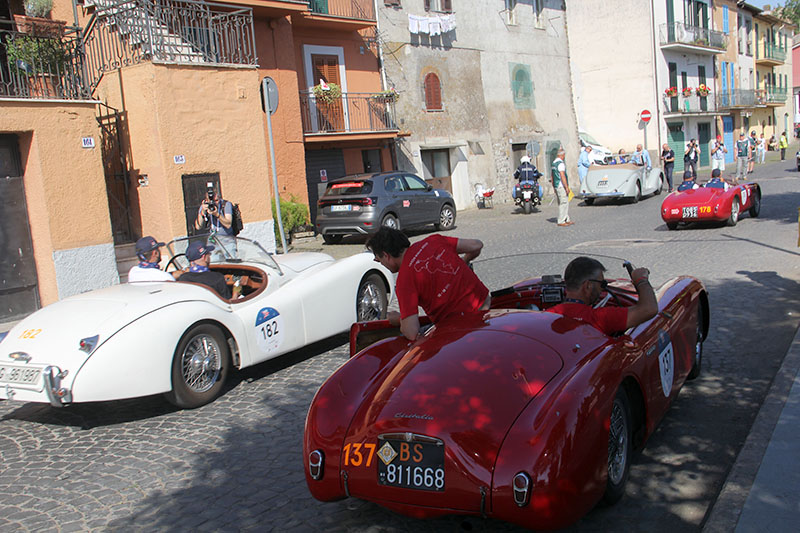 Mille Miglia 2022 - il passaggio a Marta