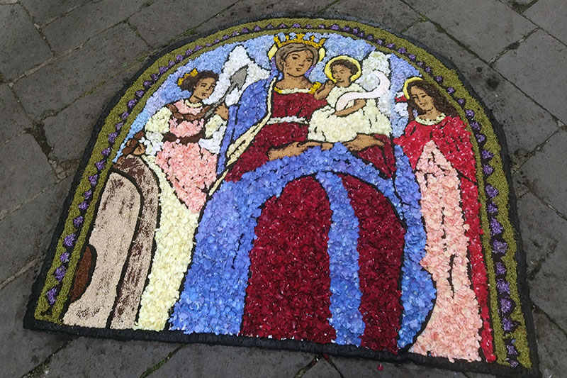 Celebrazione e infiorata Corpus Domini Bolsena