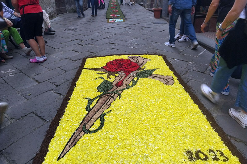 Celebrazione e infiorata Corpus Domini Bolsena