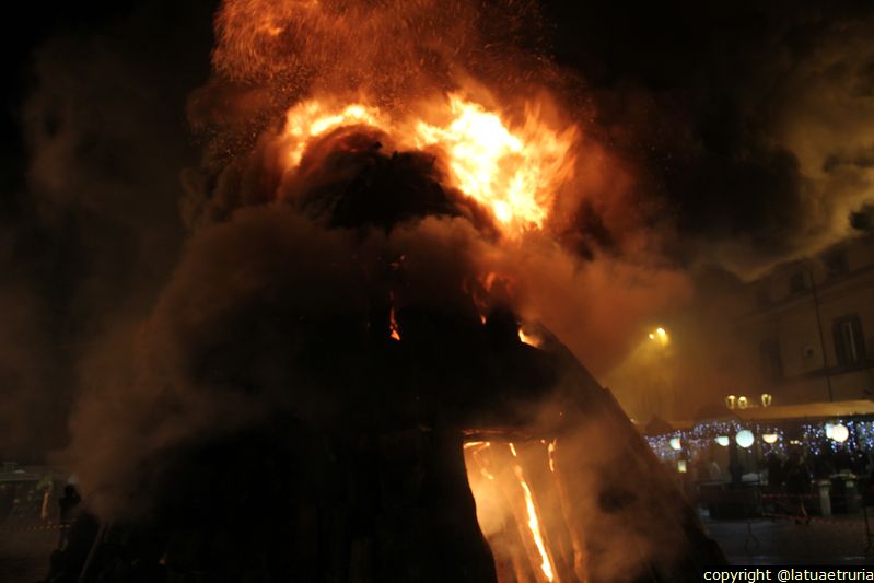 Sacro Fuoco di Sant'Antonio 2023