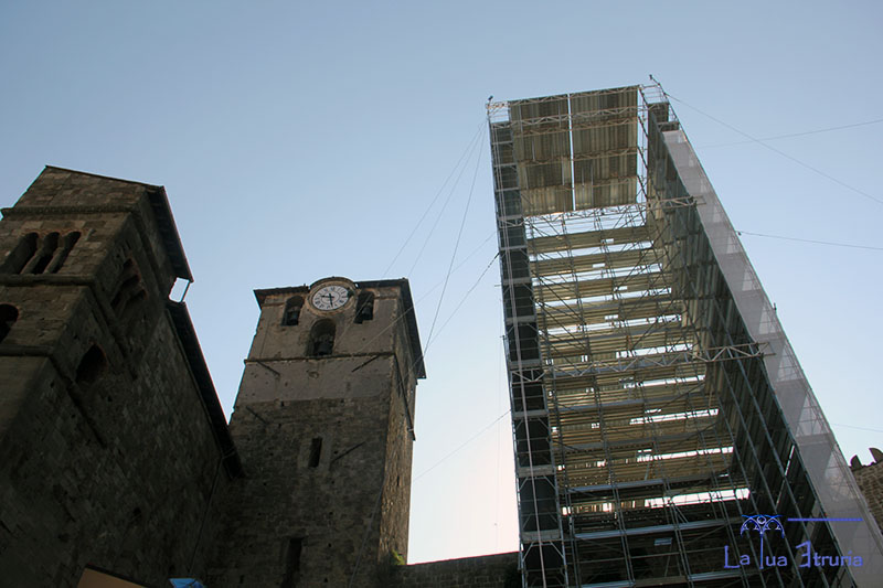 Montaggio Gloria - la MAcchina di Santa Rosa arriva a San Sisto