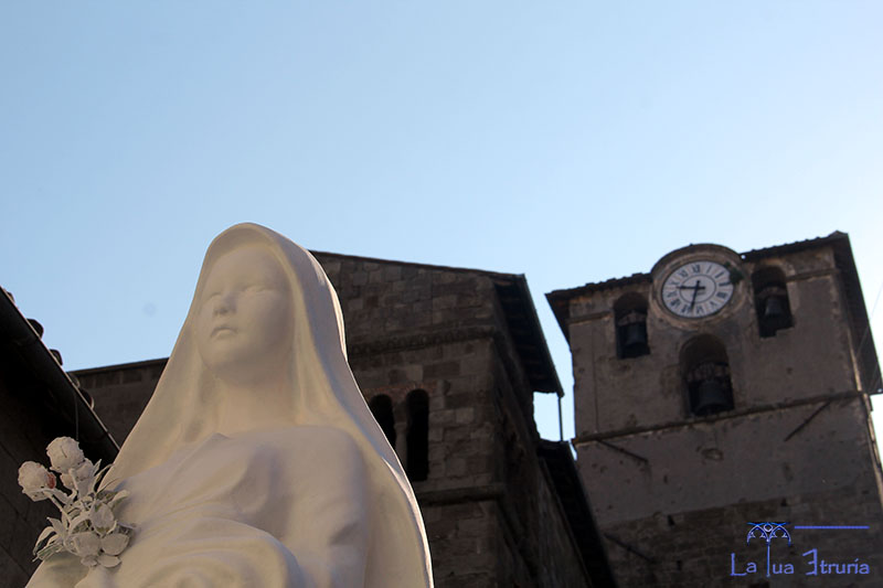 Montaggio Gloria - la MAcchina di Santa Rosa arriva a San Sisto