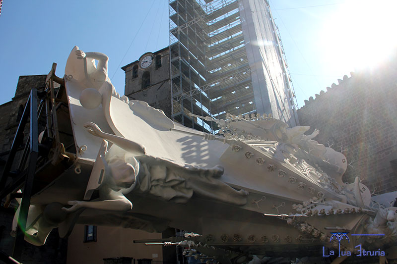 Montaggio Gloria - la MAcchina di Santa Rosa arriva a San Sisto