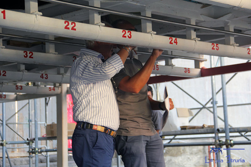 Montaggio Gloria - la MAcchina di Santa Rosa arriva a San Sisto