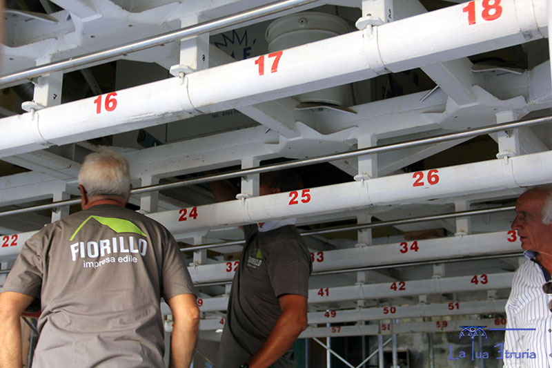 Montaggio Gloria - la MAcchina di Santa Rosa arriva a San Sisto