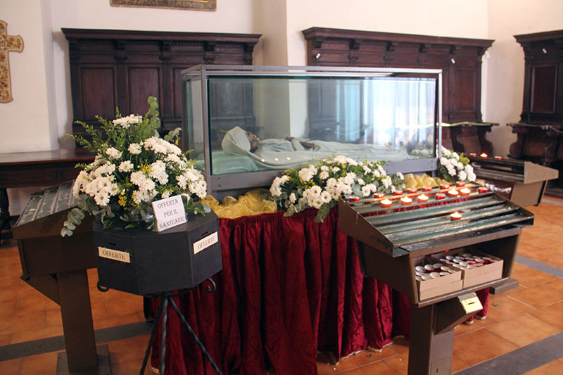 Inaugurata la mostra al Santuario di Santa Rosa