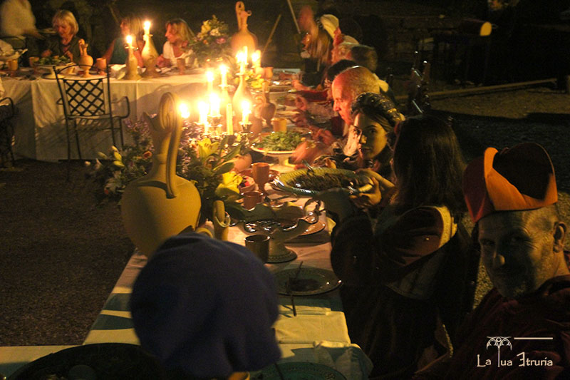 A cena con Vicino Orsini nel Sacro Bosco