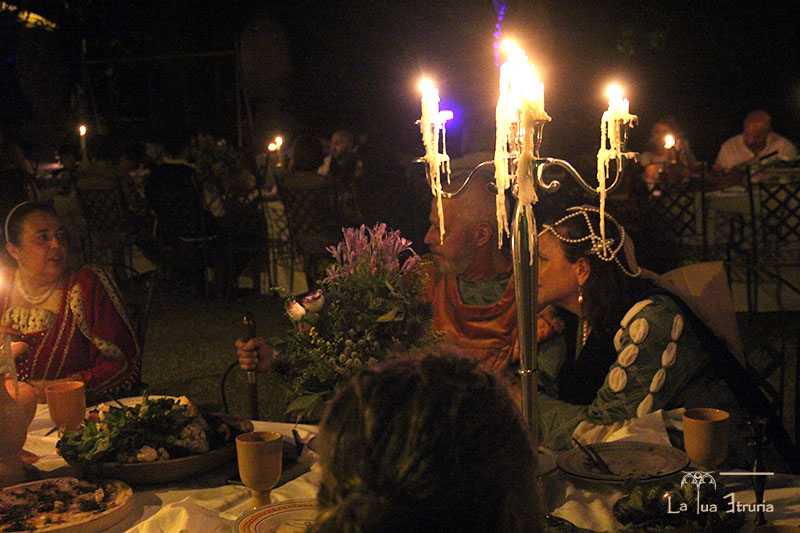A cena con Vicino Orsini nel Sacro Bosco