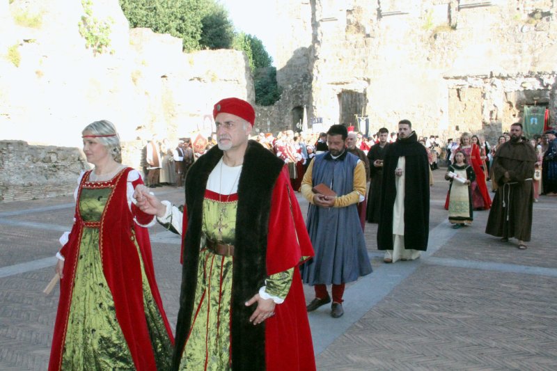Palio dei Borgia 24 - Nepi: Corteo storico