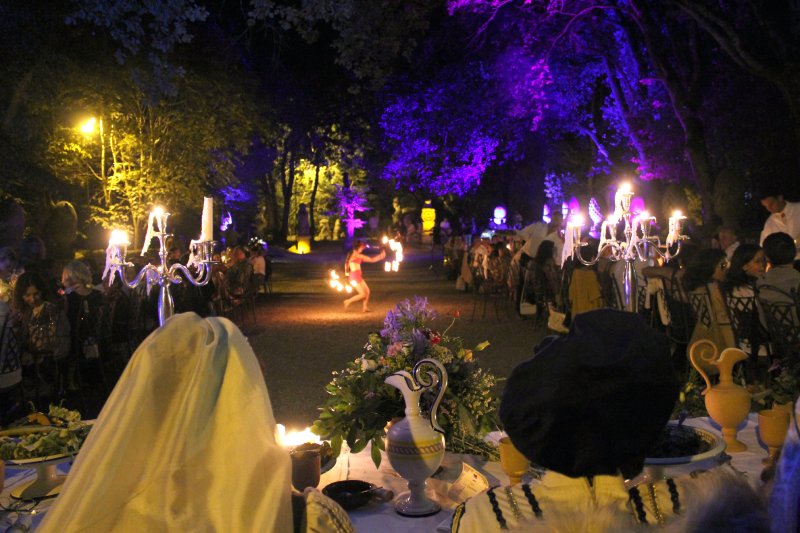 La corte Orsini alla tavola del Sacro Bosco