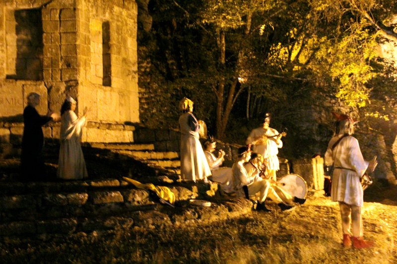 La corte Orsini alla tavola del Sacro Bosco
