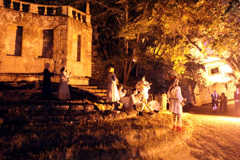La corte Orsini alla tavola del Sacro Bosco