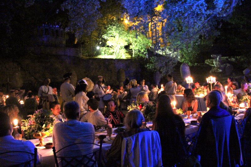 La corte Orsini alla tavola del Sacro Bosco