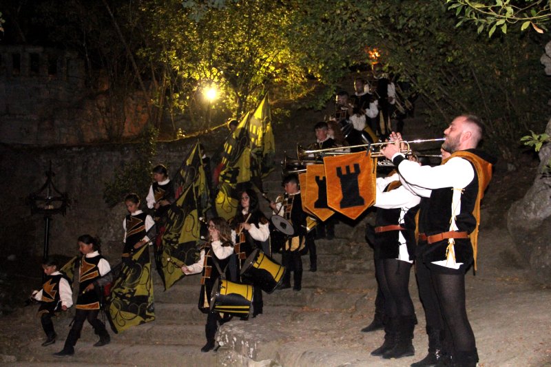 La corte Orsini alla tavola del Sacro Bosco