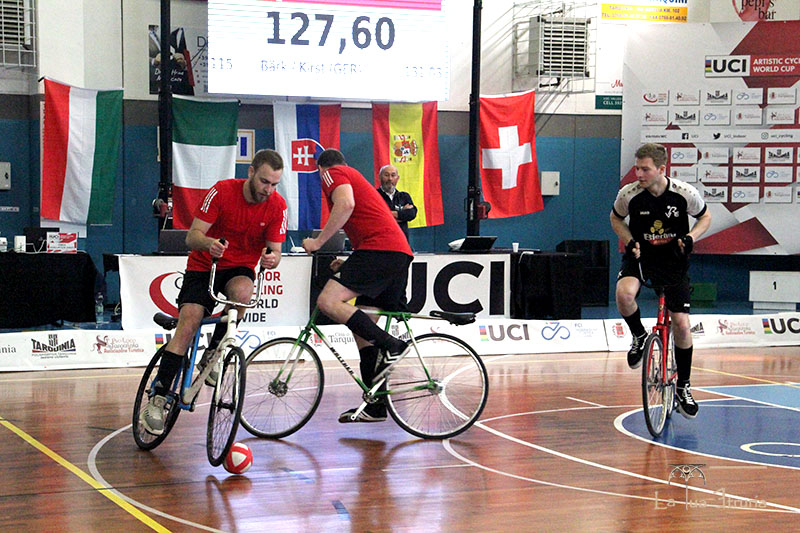La gara Uci ciclismo artistico al Palsport di Tarquinia