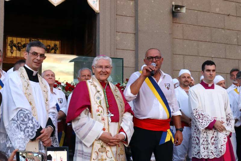 Ritorno in Santuario del Corpo Santa Rosa 