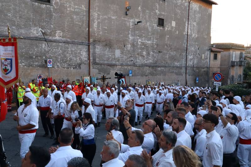 Ritorno in Santuario del Corpo Santa Rosa 