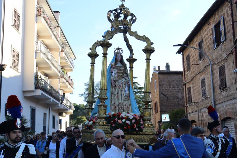 Vetralla in fiore - Vie Giubileo - Madonnna Carmelo