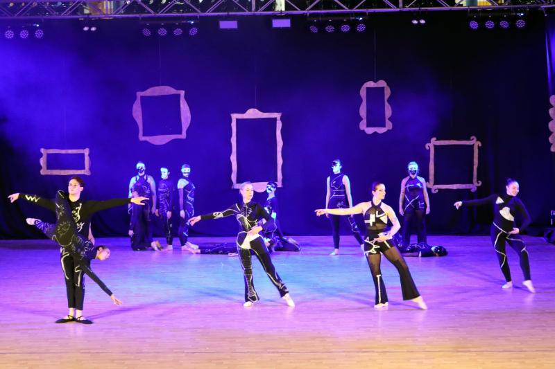 Lo spettacolo dedicato all'arte con tutti gli allievi