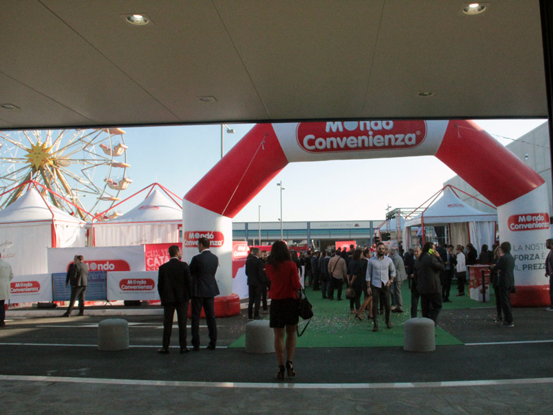 La zona eventi vista dall'ingresso